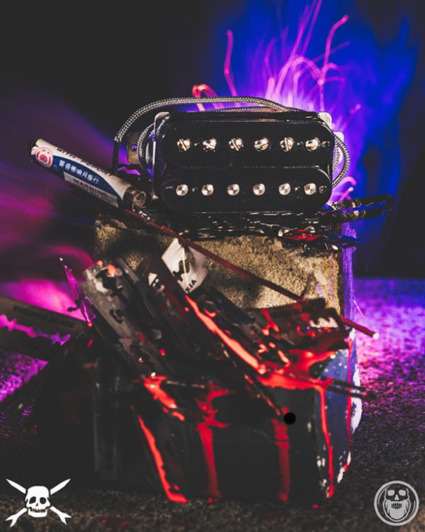 RazorBlade guitar pickup by Wolfetone